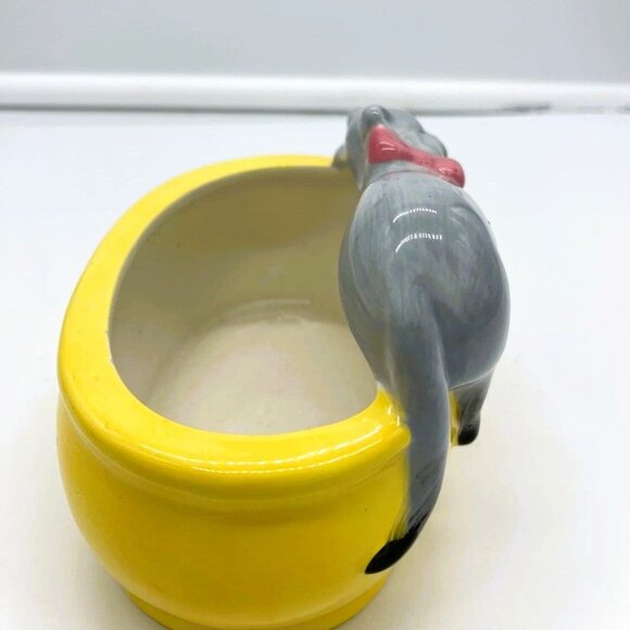 Vintage Yellow Oval Ceramic Planter With Lazy Grey Kitty & Pink Bow Design - Picture 3 of 5